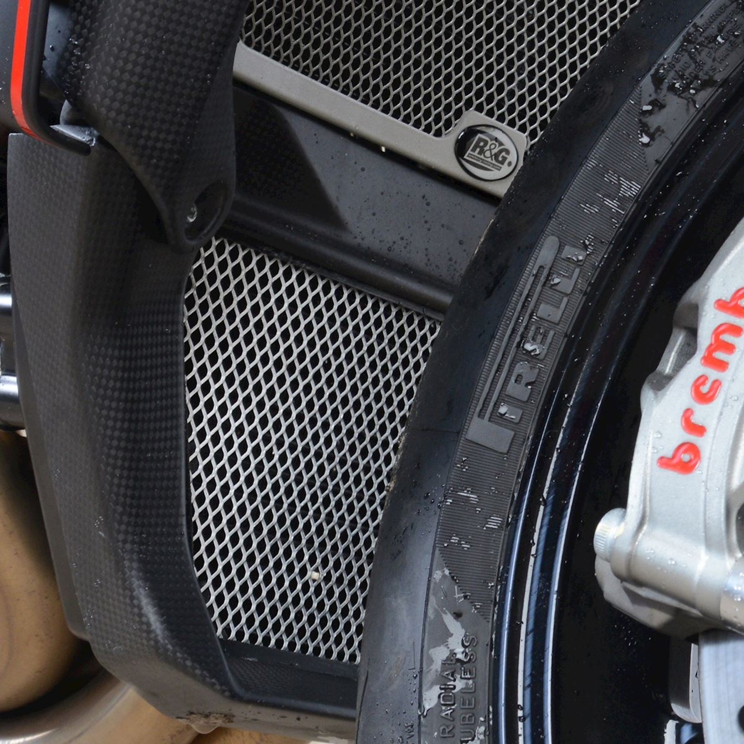 R&G Racing Oil Cooler Guard for MV Agusta Brutale / Rush / Superveloce 1000 (2019+) R&G Racing Oil Cooler Guard for MV Agusta Brutale / Rush / Superveloce 1000 (2019+)